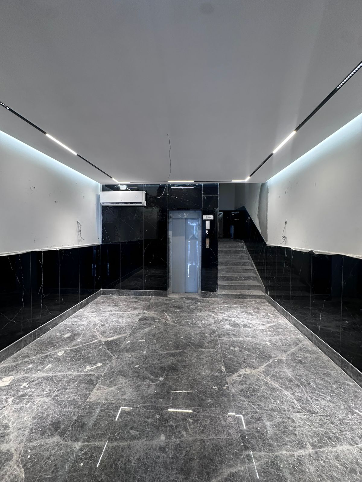 شقة  في النعيم 2