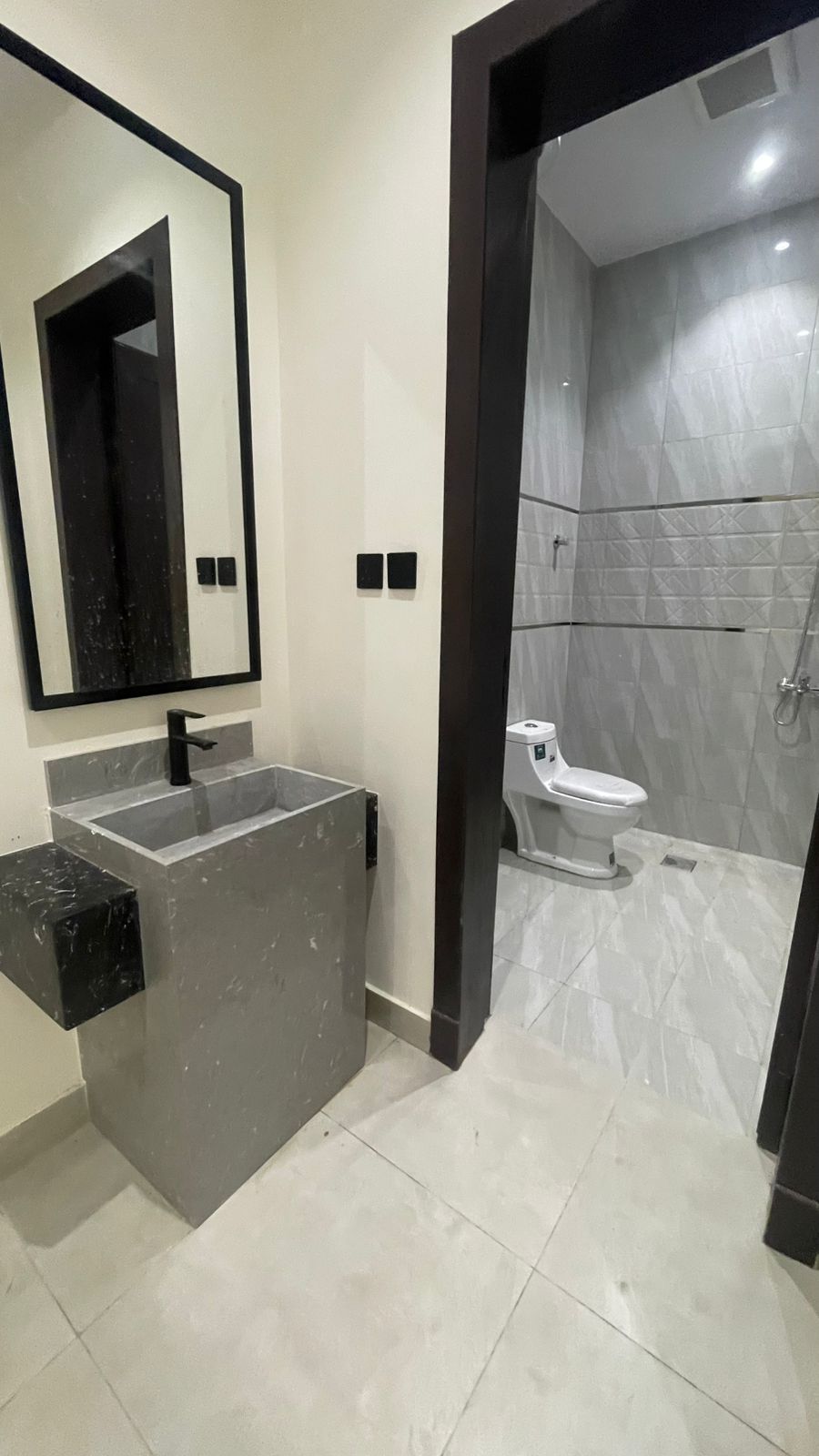 3 bedroom villa in Al Bayan, Riyadh 10