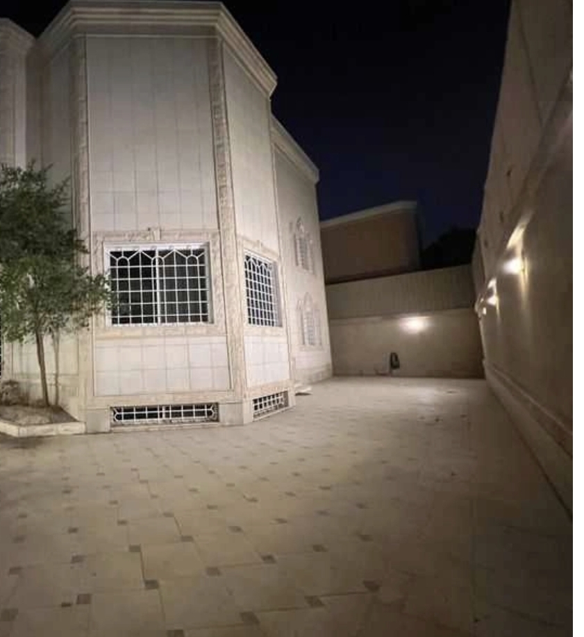 فيلا  في الروابي 3