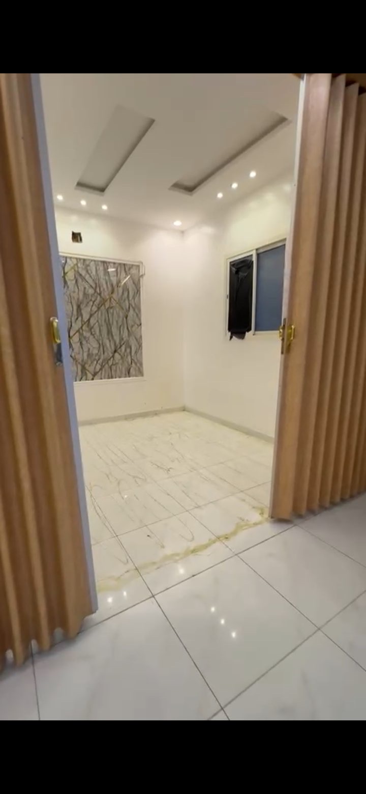 فيلا 4 غرف في عكاظ 2