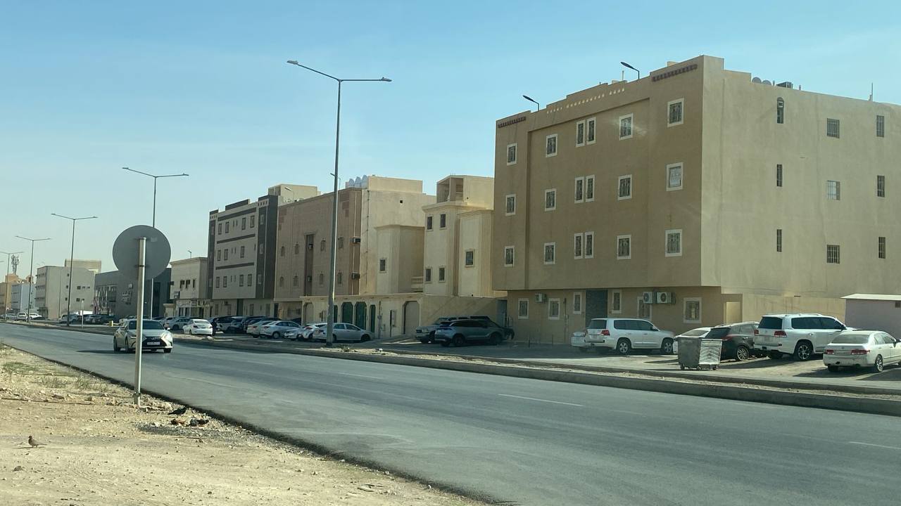 شقة  في ظهرة لبن 2