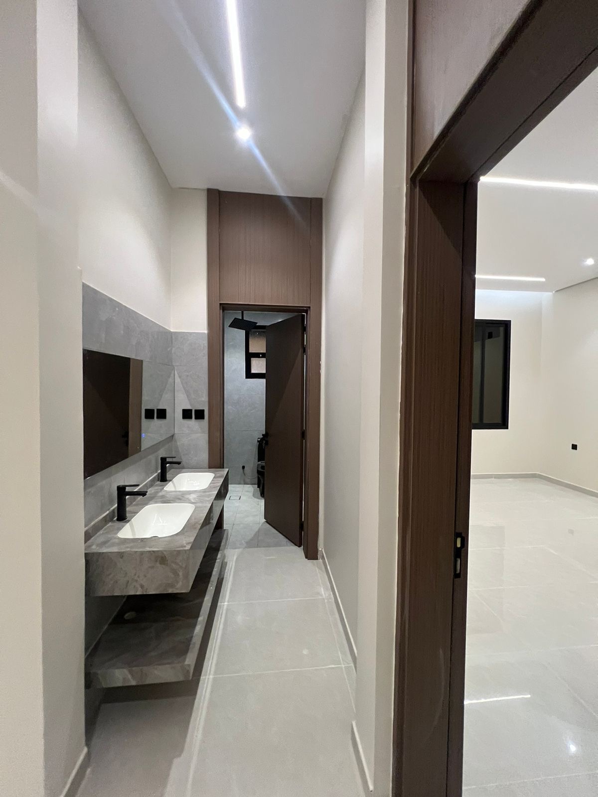 فيلا 4 غرف في المرجان، الرياض 6